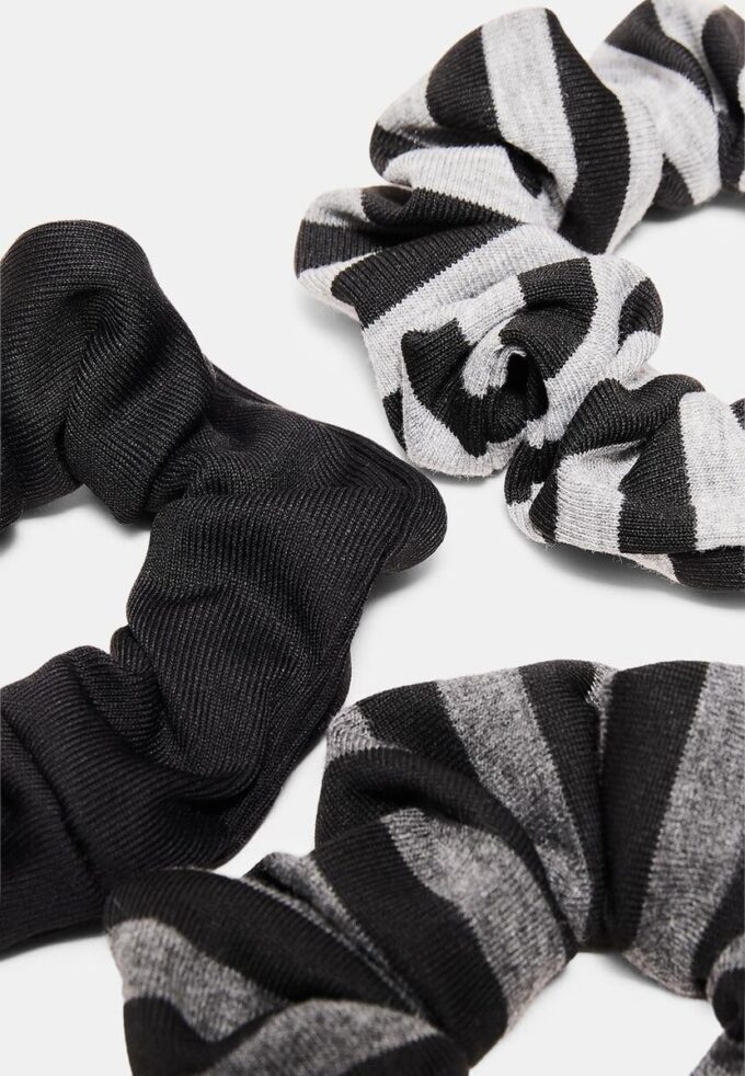 Sett med 3 hårstrikker