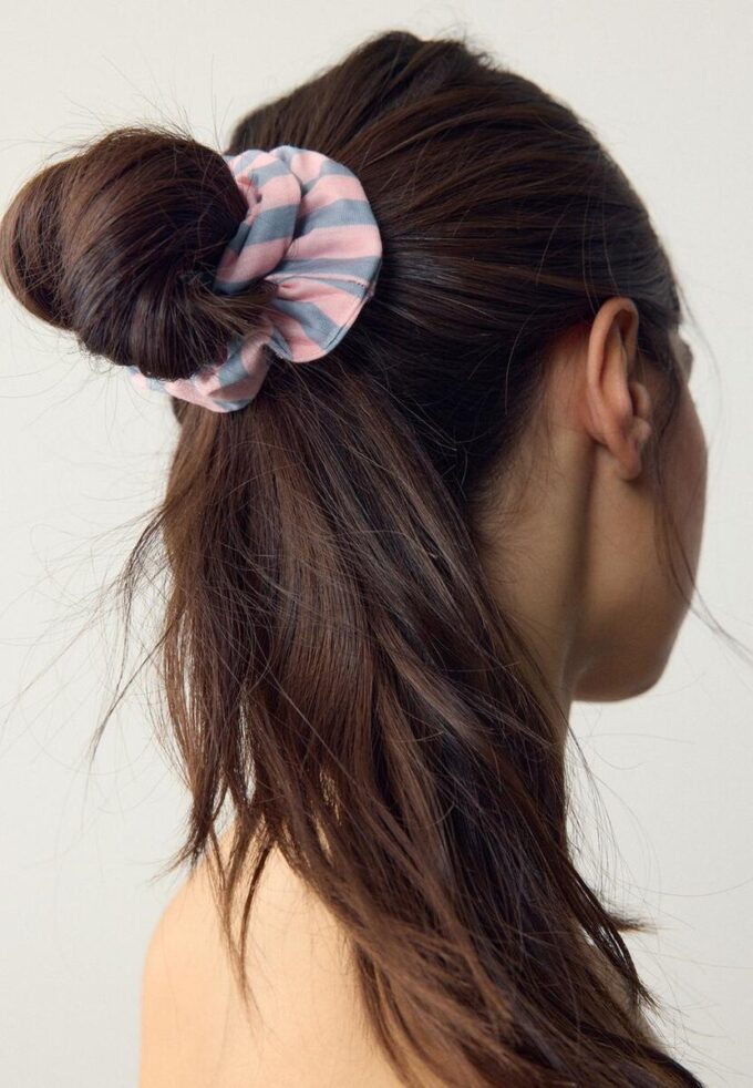 Sett med 3 hårstrikker