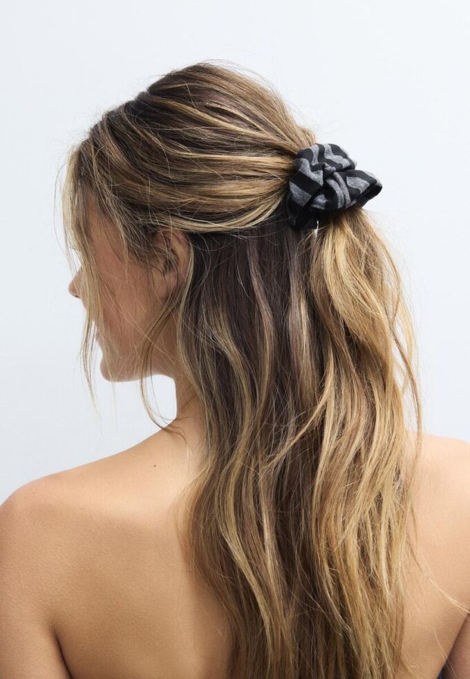 Sett med 3 hårstrikker