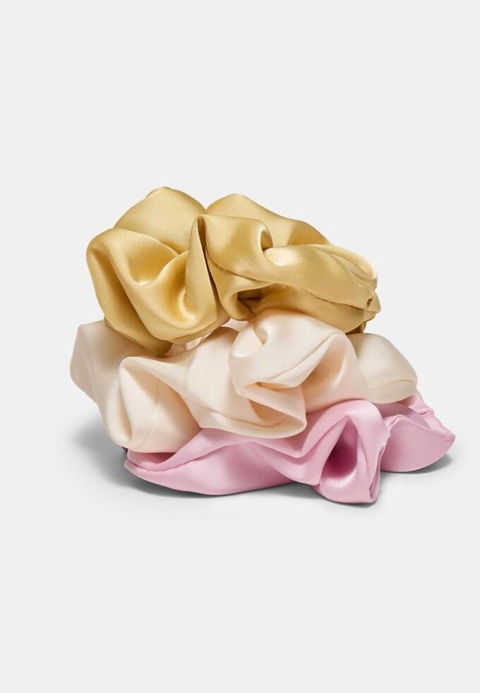 Sett med 3 hårstrikker