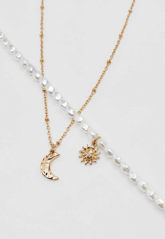 Sett med 4 måne- og solhalskjeder