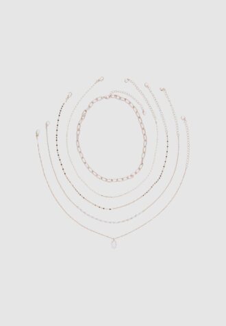 Sett med 5 halskjeder med rosa stein