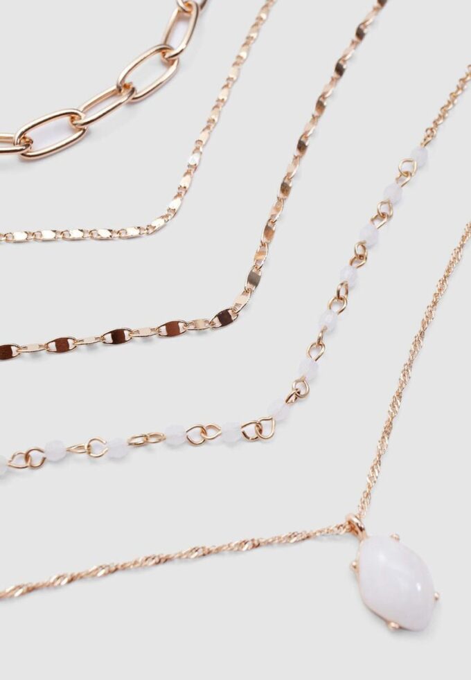 Sett med 5 halskjeder med rosa stein