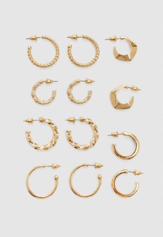 Sett med 6 par enkle øreringer