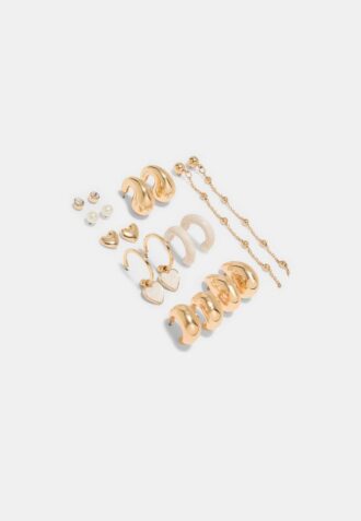 Sett med 9 hjerte- og hoop-øreringer