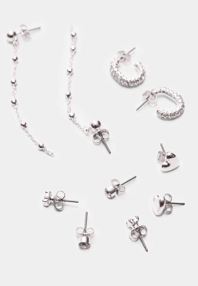 Sett med 9 hjerte- og hoop-øreringer