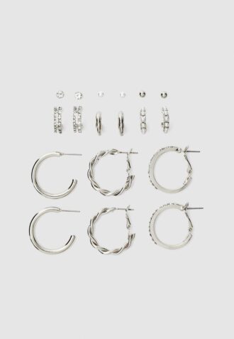 Sett med 9 par hoop-øreringer med rhinestones og perler