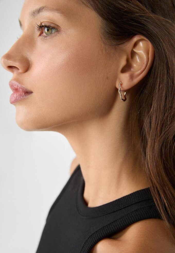 Sett med 9 par mini-dråpeøreringer