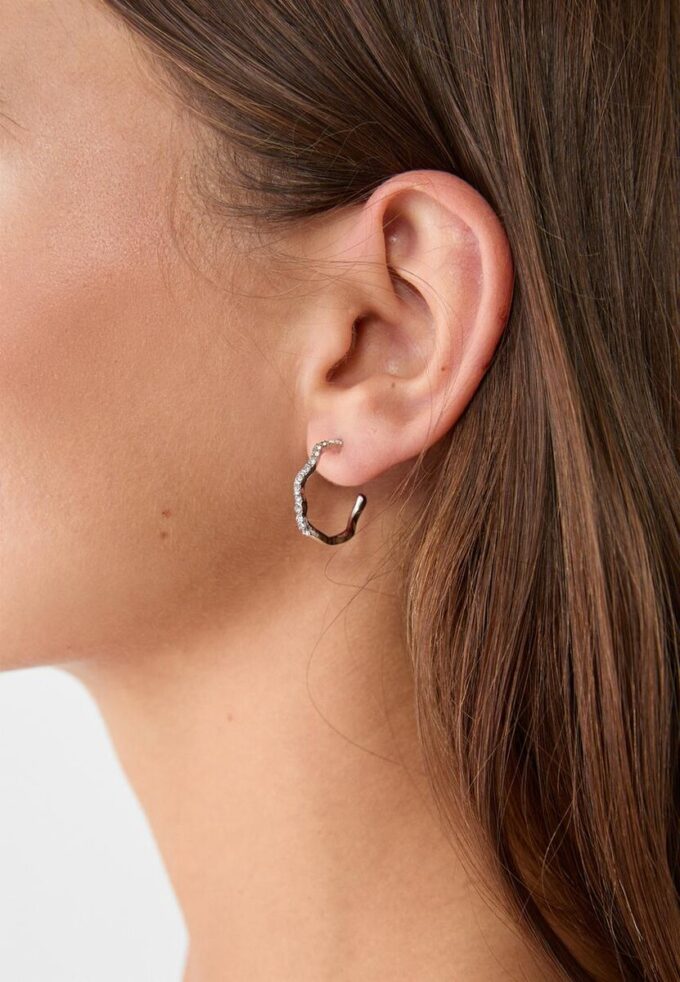 Sett med 9 par mini-dråpeøreringer