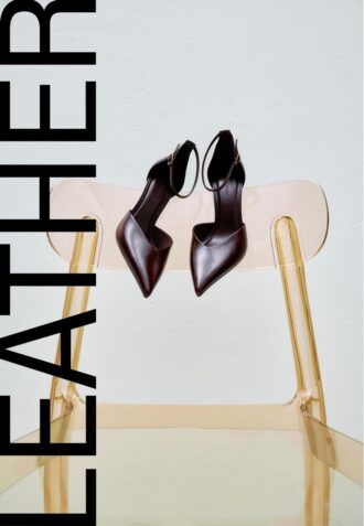 Skinn-høyhælte sko