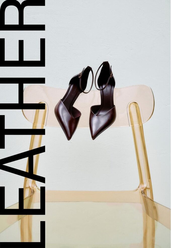 Skinn-høyhælte sko