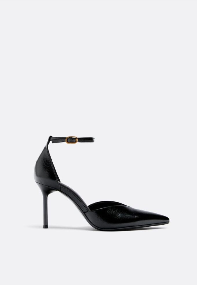 Skinn-høyhælte sko