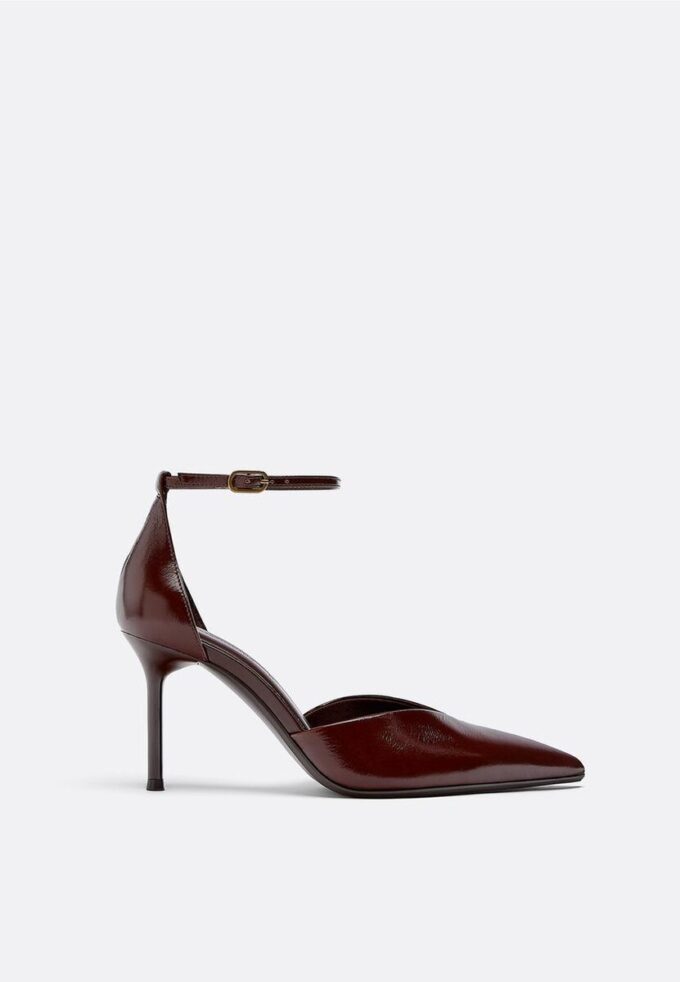 Skinn-høyhælte sko