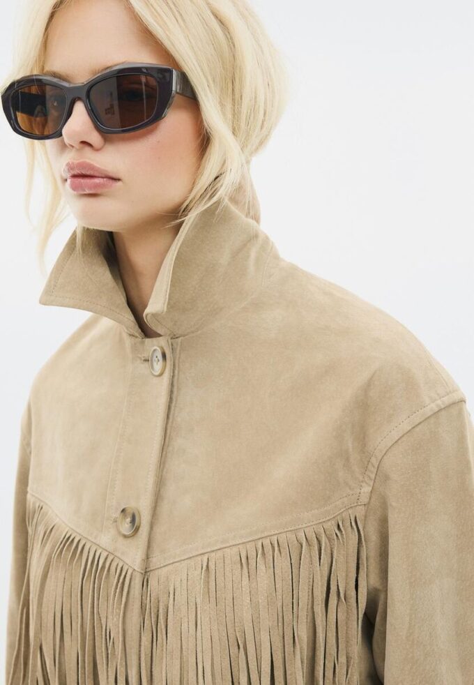 Skinnjakke med frynser