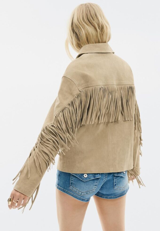 Skinnjakke med frynser