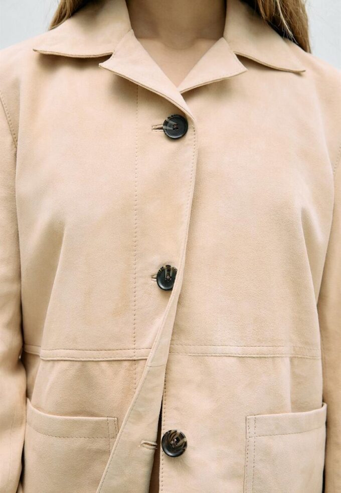 Skinnjakke med lommer