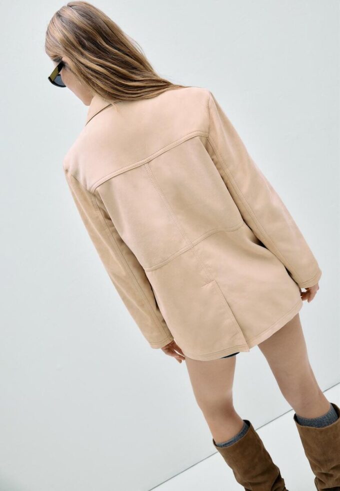 Skinnjakke med lommer