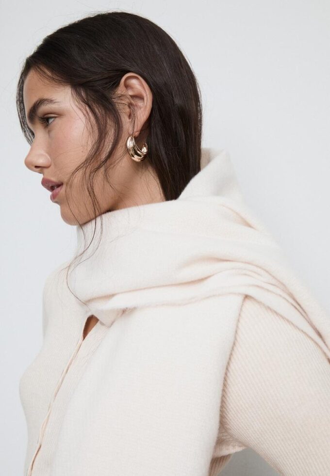 Skjerf i børstet tråd