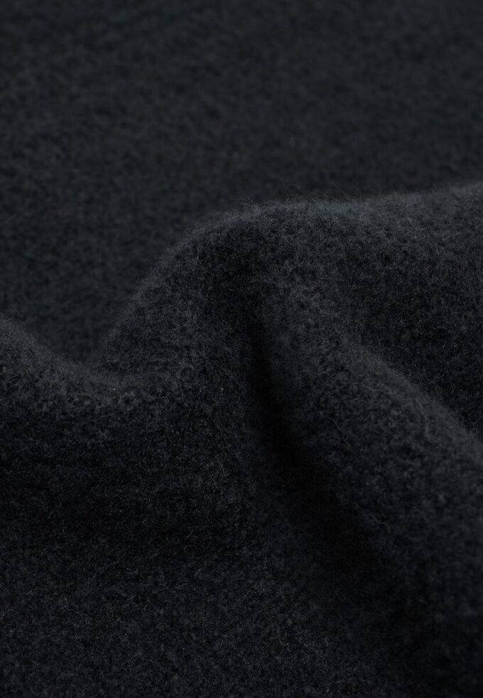 Skjerf i børstet tråd