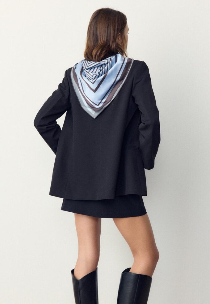 Skjerf med rutemønster