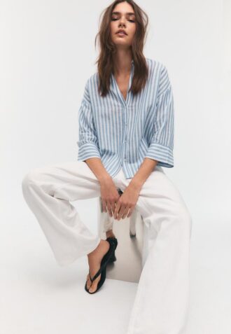 Skjorte med kimonoermer i lin-look