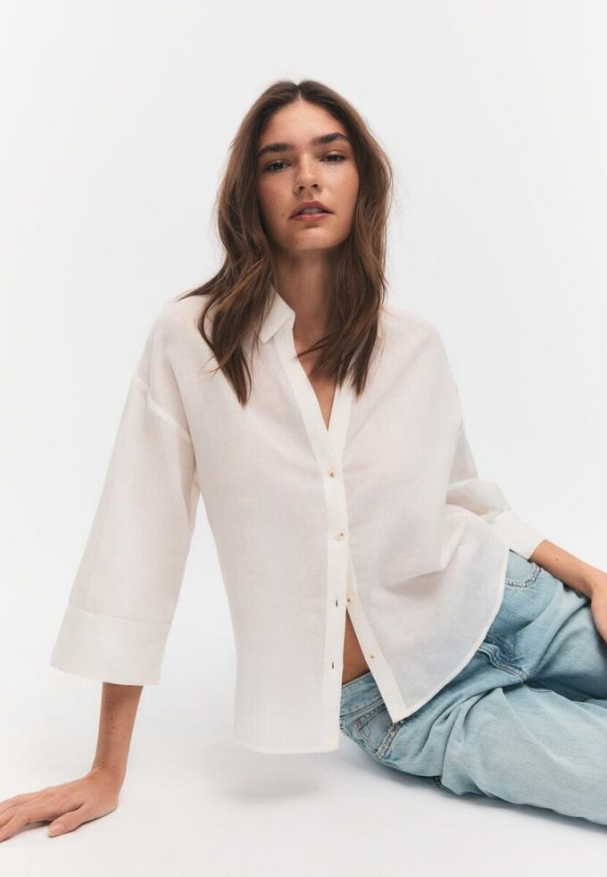 Skjorte med kimonoermer i lin-look