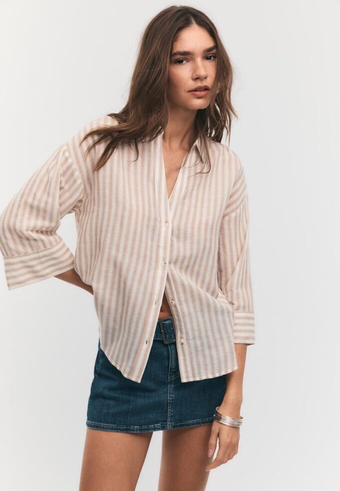 Skjorte med kimonoermer i lin-look