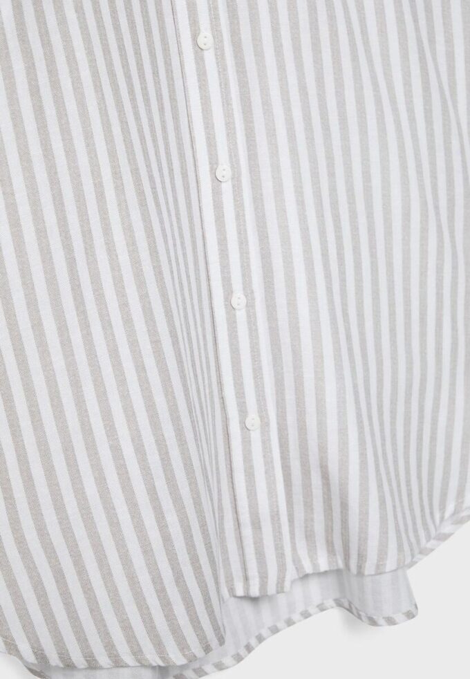 Skjorte med lin-effekt