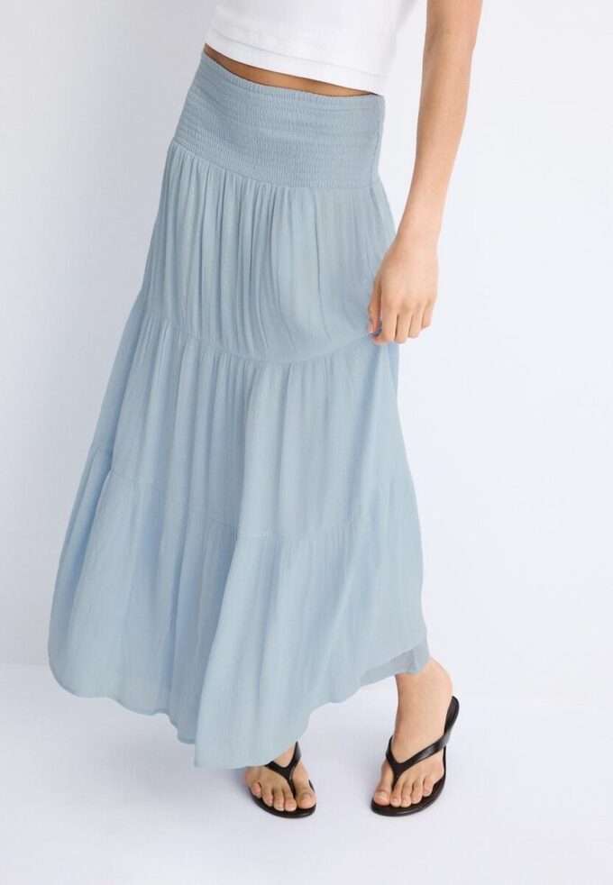 Skjørt med paneler og metalltråd