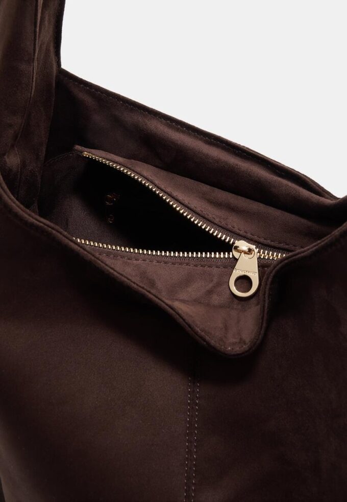 Skulderveske i imitert semsket skinn