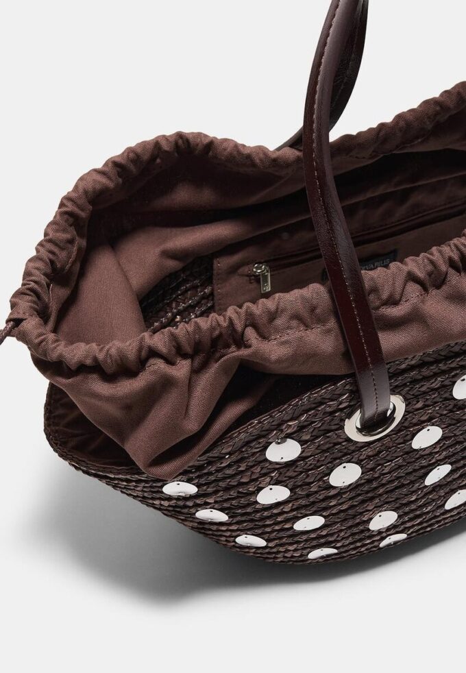 Skulderveske i kurv med paljetter