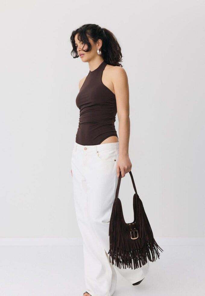Skulderveske med frynser og spenne