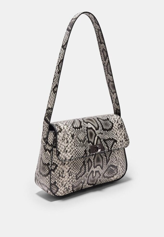 Skulderveske med klaff