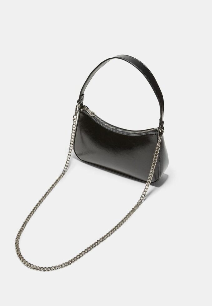 Skulderveske med lang kjede
