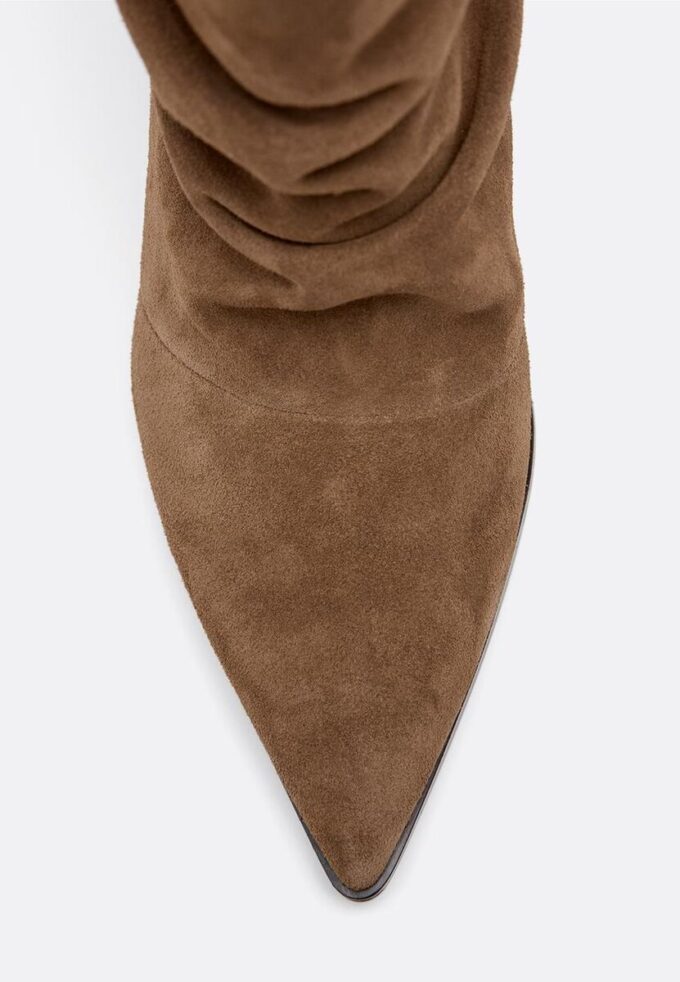 Slouchy ankelstøvler i skinn med hæl