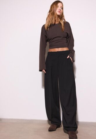 Smarte, vide bukser med sømdetaljer