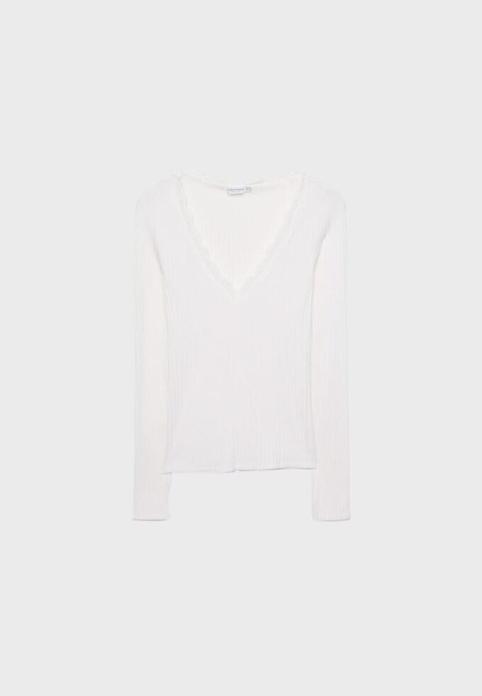 Sømløs bluse i blonder