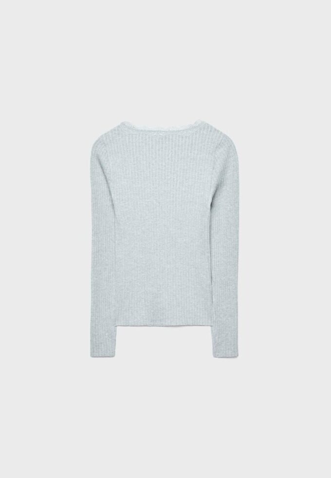 Sømløs bluse i blonder