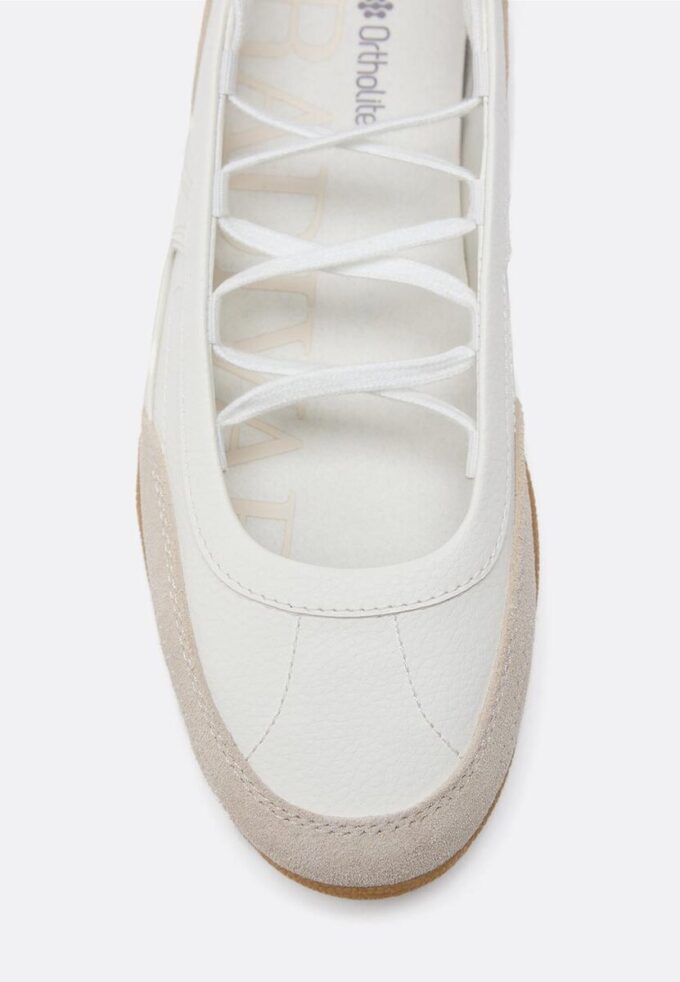 Sneakerinas med snøring