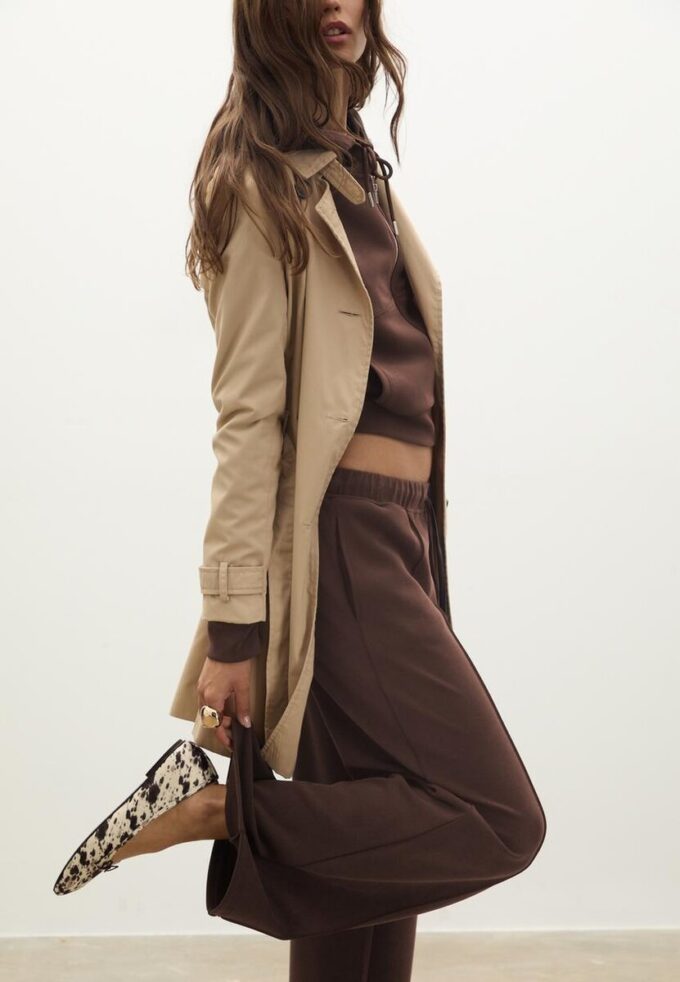 Soft-Touch joggebukse med Wide Leg og sømdetaljer foran