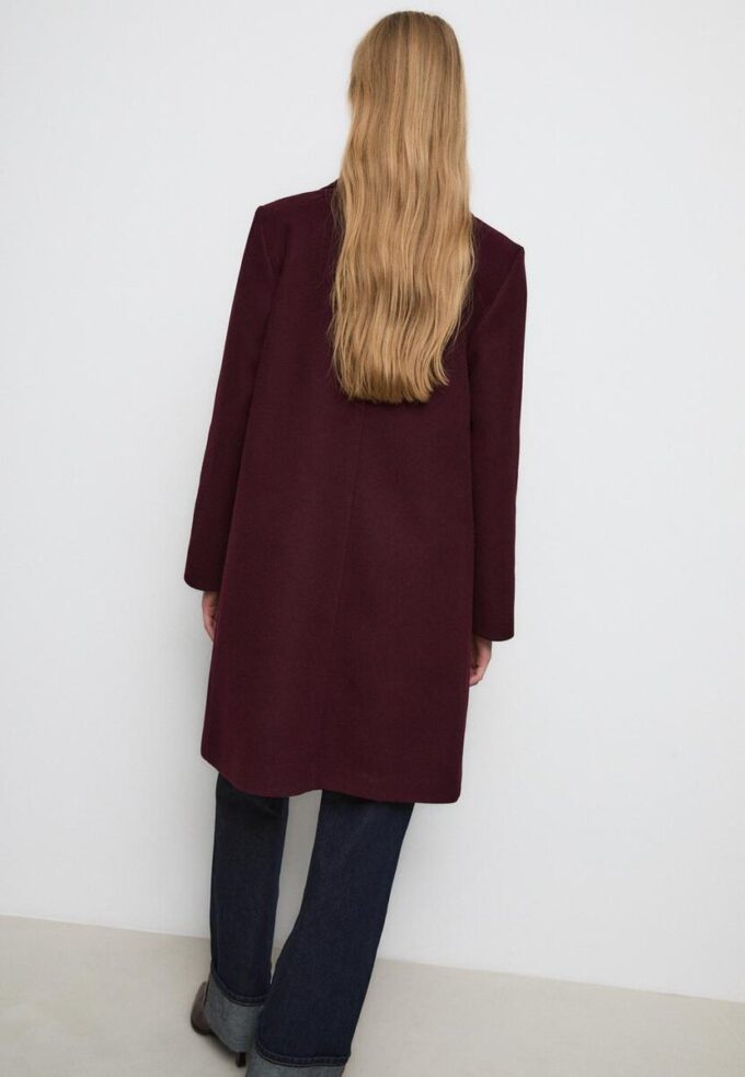 Soft-Touch-midikåpe med knapper