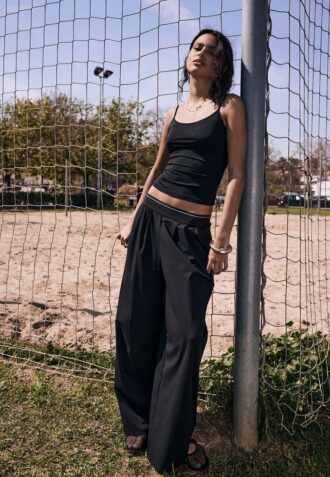 Soft-Touch-palazzo-joggebukse med elastisk linning og myk overflate