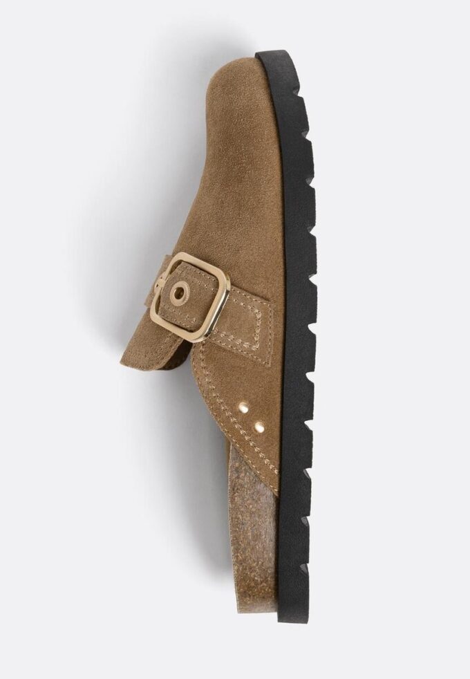Split-suede-klogger med spenne