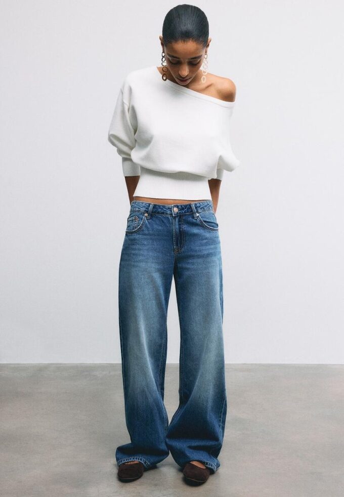 Strikkegenser med asymmetrisk ribbet kant