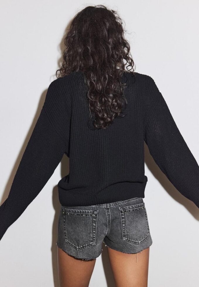 Strikkegenser med knapper