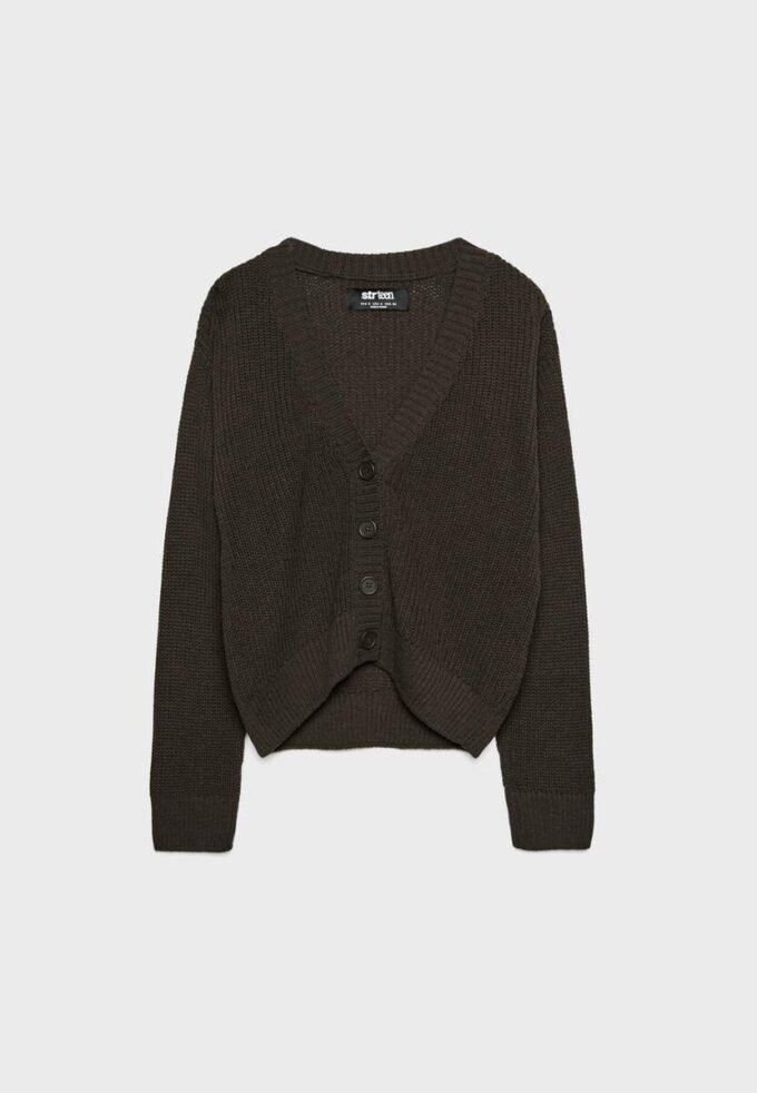 Strikkegenser med knapper