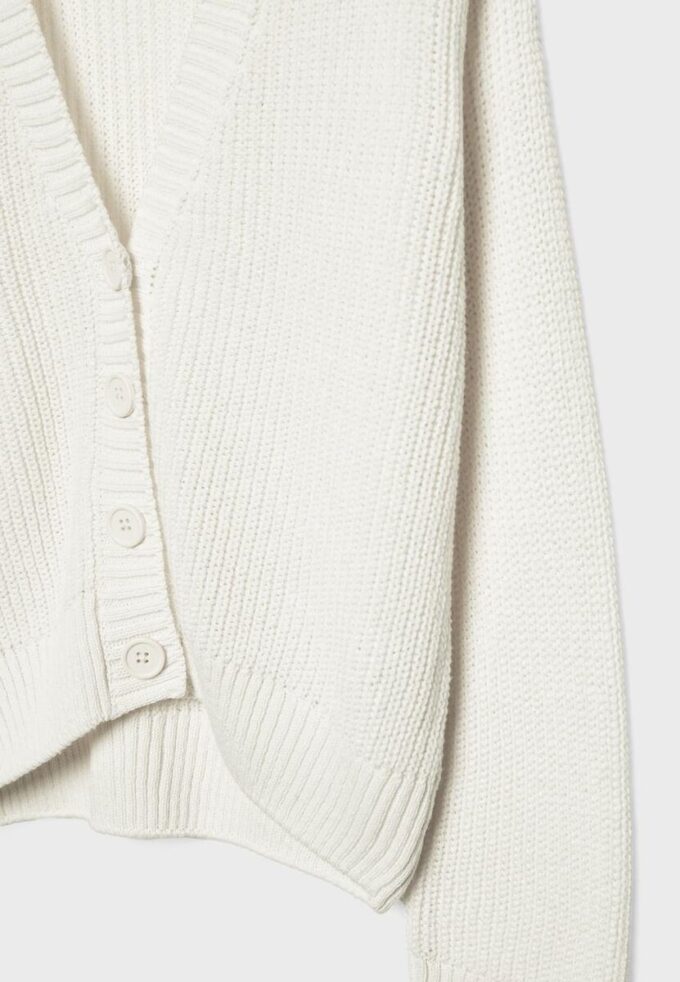 Strikkegenser med knapper