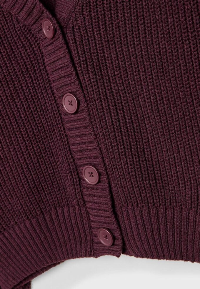 Strikkegenser med knapper