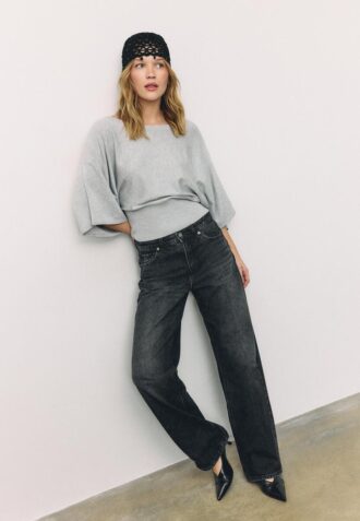 Strikkegenser med vide ermer