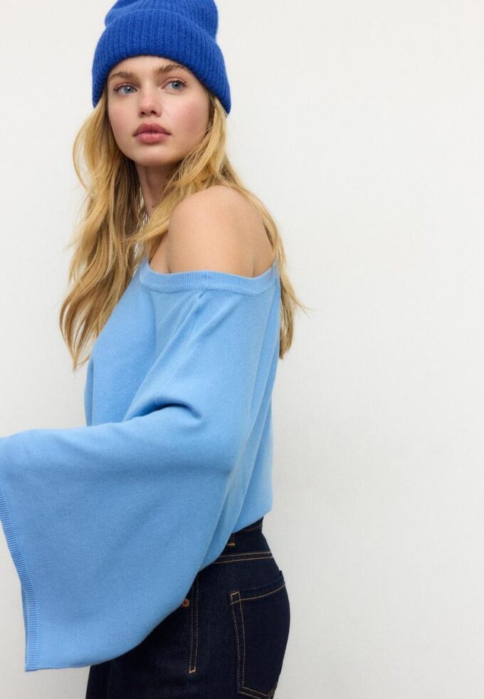 Strikkegenser med vide ermer